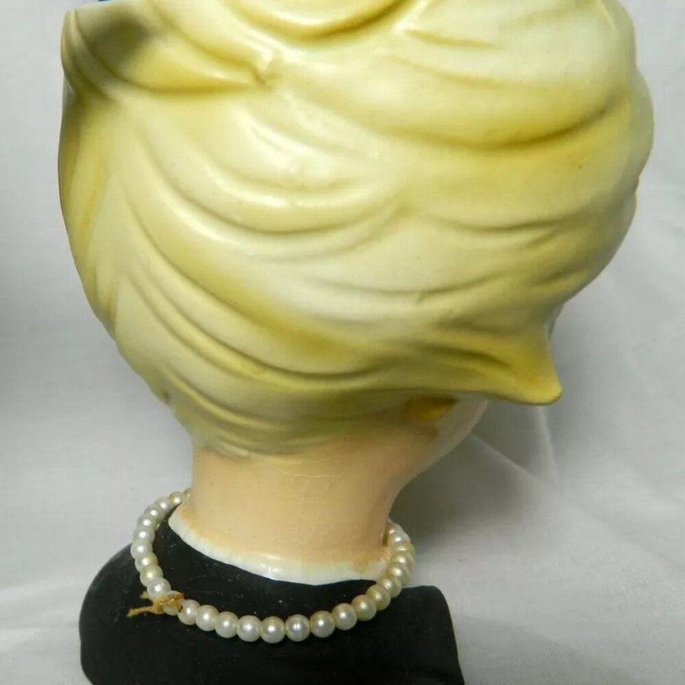 Napcoware 8496 Headvase Head Vase Blonde Wearing Black with Pearls! - Picture 5 of 10